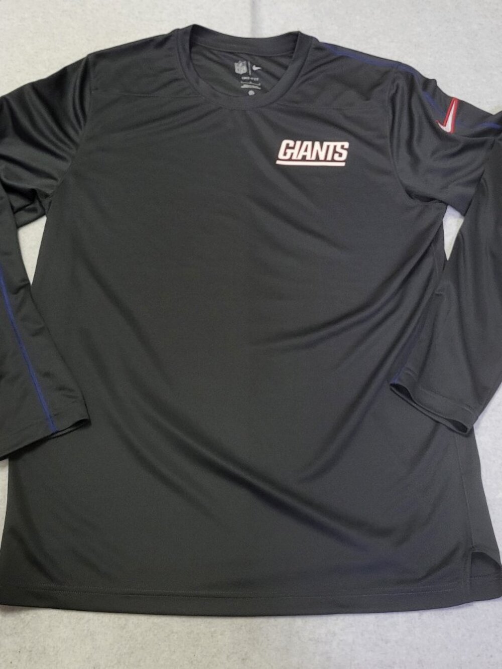 Nike New York Giants Long Sleeve Dri-Fit Shirt Size Large